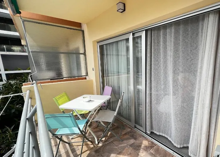 アパート El Cid カルプ